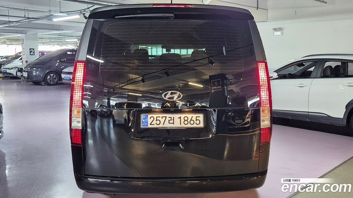 Hyundai Staria Tourer 9-Seater, 2024