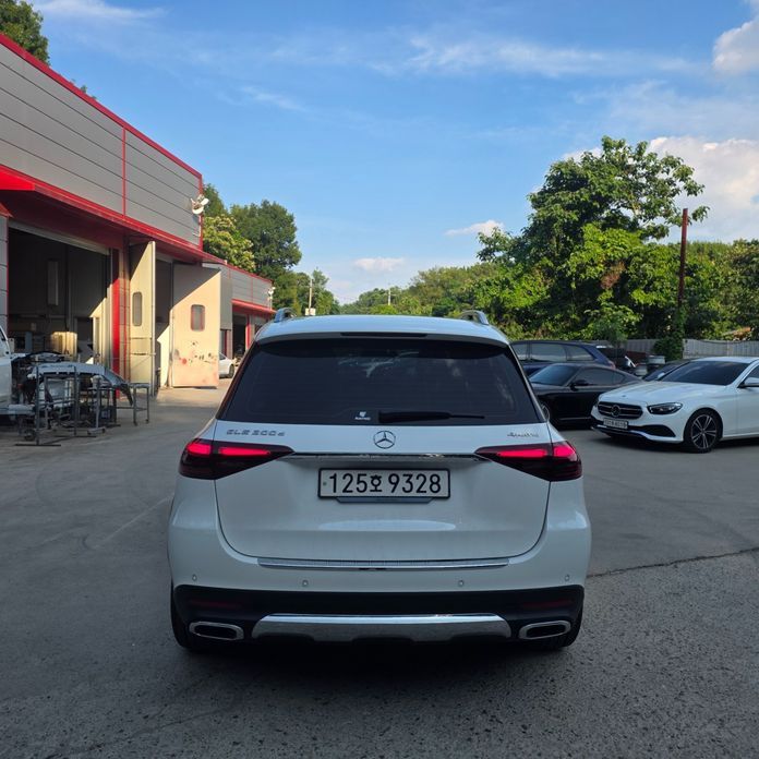 Mercedes-Benz GLE-Class GLE300d 4MATIC, 2024