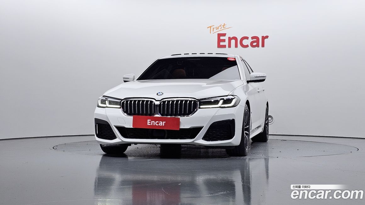 BMW 5-Series 520i M Sport, 2022