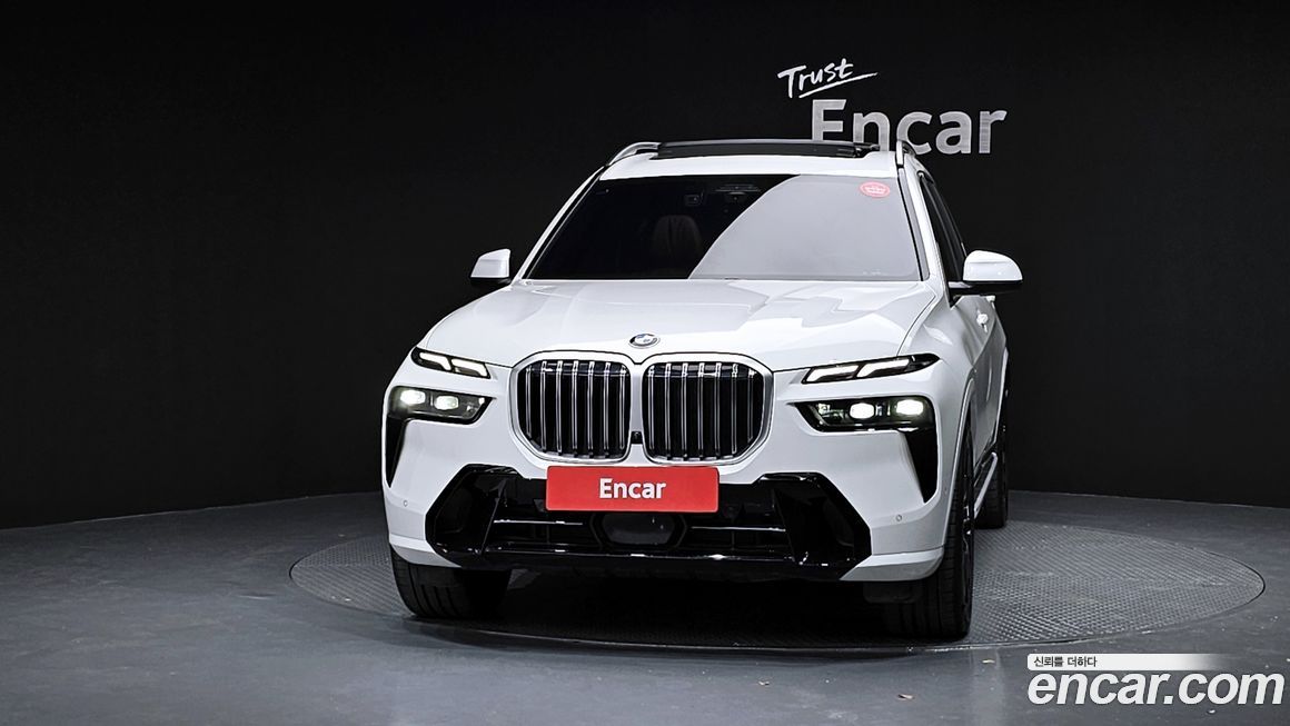 BMW X7 xDrive 40i M Sport 6STR, 2024