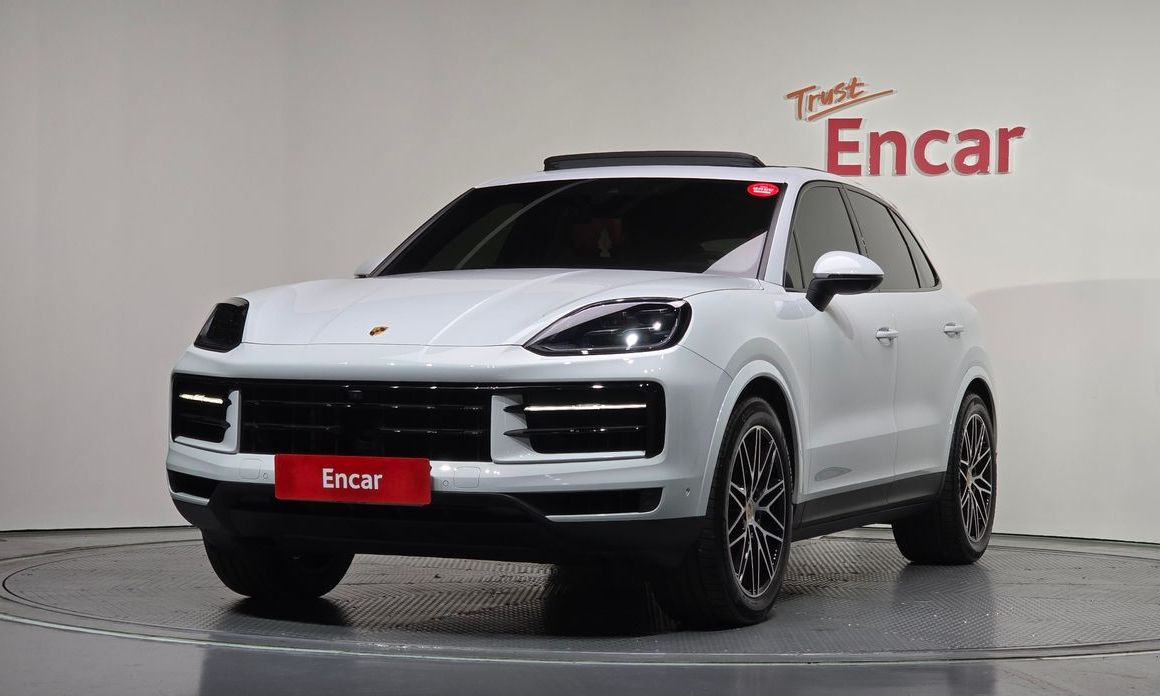 Porsche Cayenne 3.0, 2024