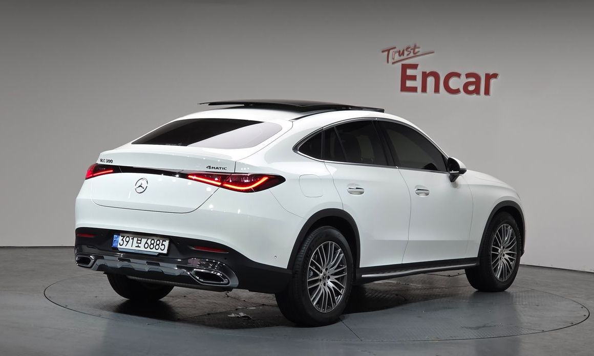 Mercedes-Benz GLC-Class GLC300 4MATIC Avnatgarde Coupe, 2025