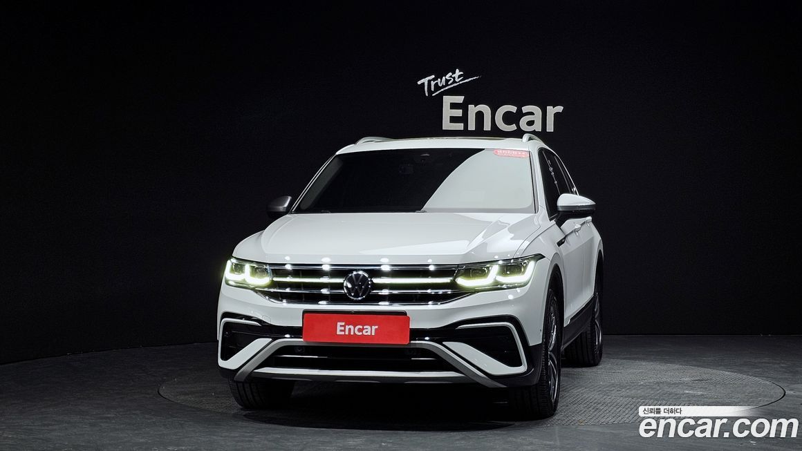 Volkswagen Tiguan 2.0 TSI Prestige, 2023