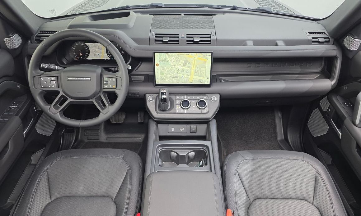 Land Rover Defender 130 P400 Outbound, 2024