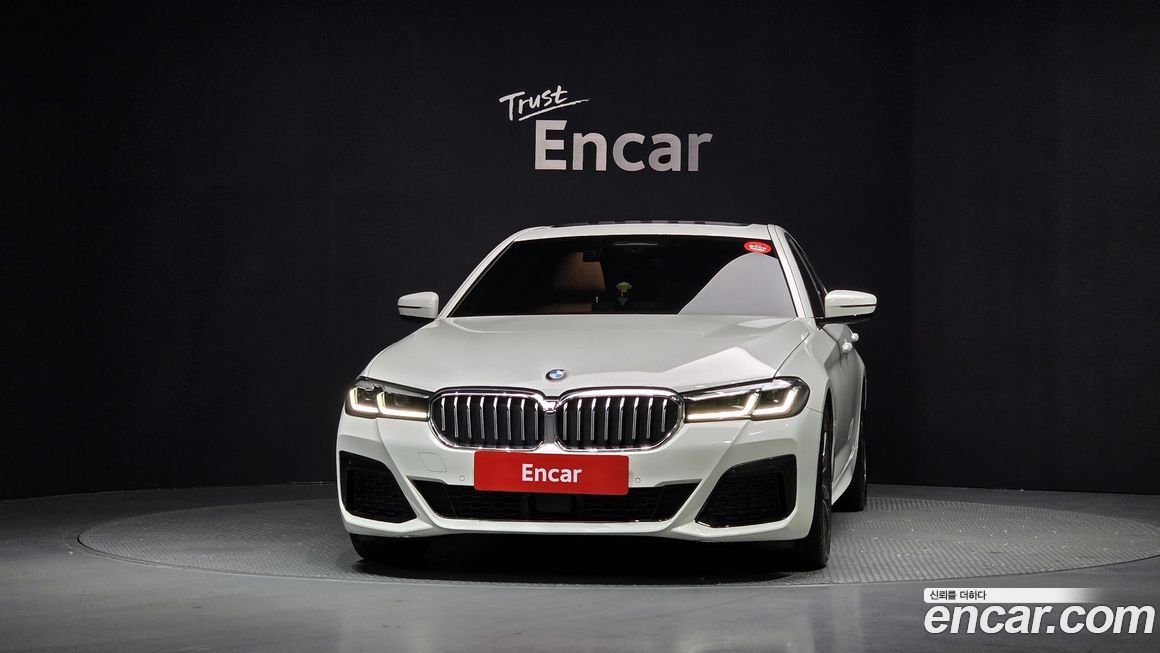 BMW 5-Series 520i M Sport, 2023