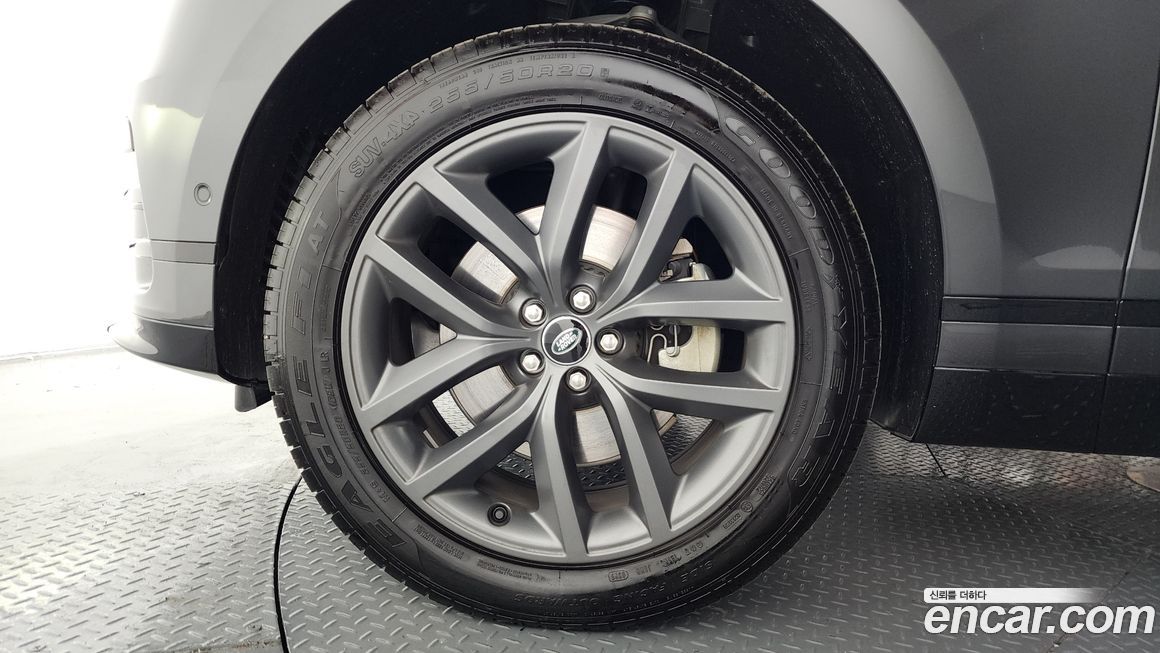 Land Rover Range Rover Velar 2.0 P250 Dynamic SE, 2026