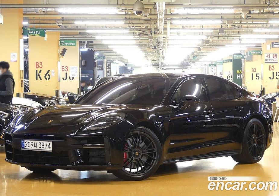 Porsche Panamera 4.0 GTS, 2025