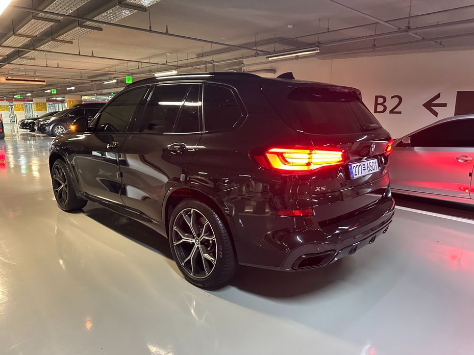 BMW X5 M50i, 2021