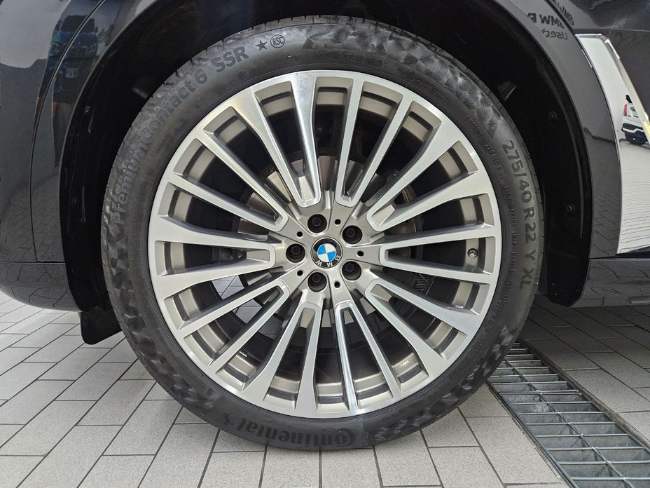 BMW X7 xDrive 40i Design Pure Excellence 6-Seater, 2022
