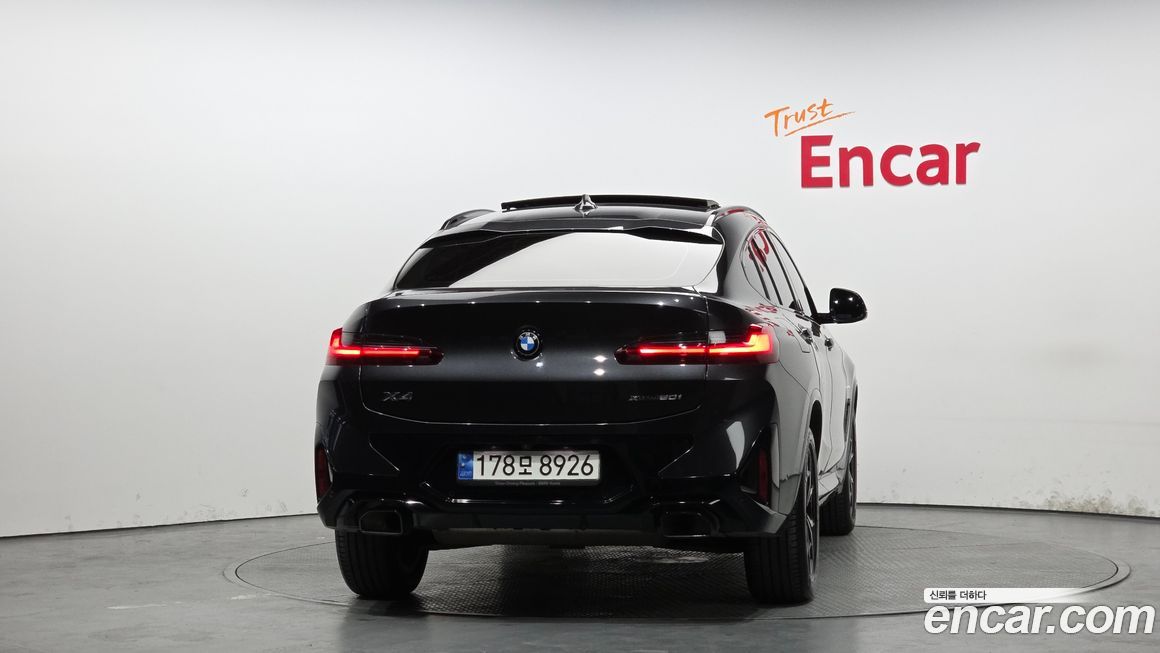 BMW X4 xDrive20i M Sports Pro, 2022