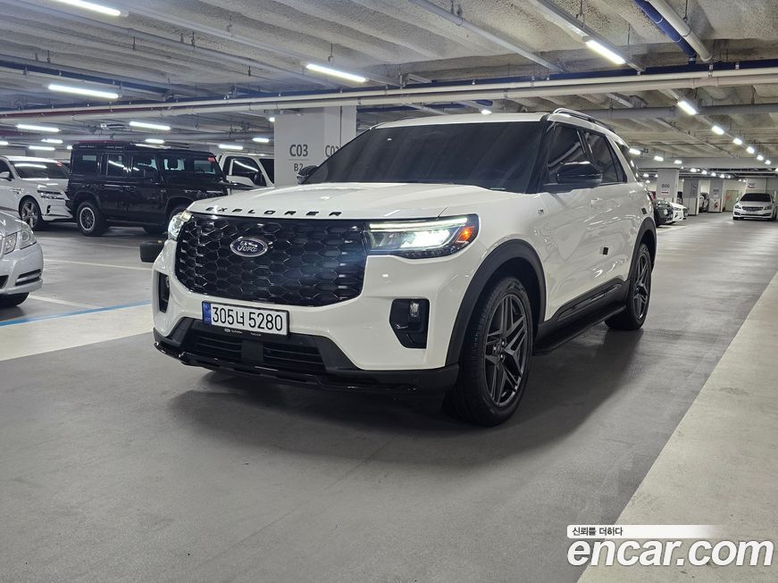 Ford Explorer 2.3 ST-Line 4WD, 2025