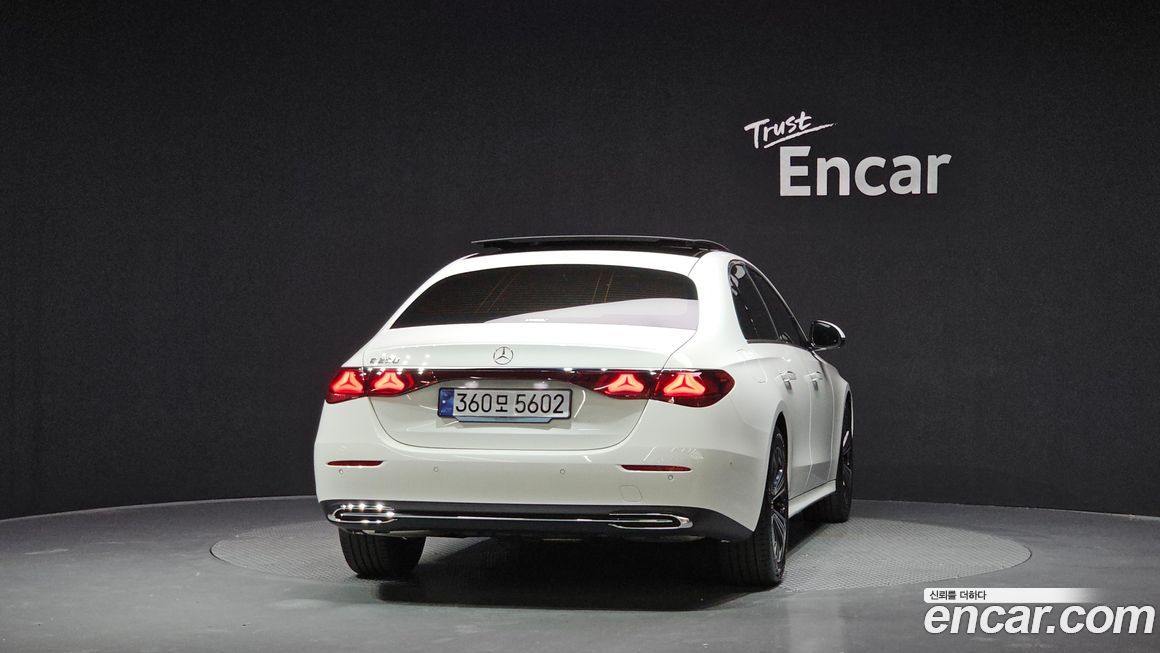 Mercedes-Benz E-Class E200 Avantgarde, 2025