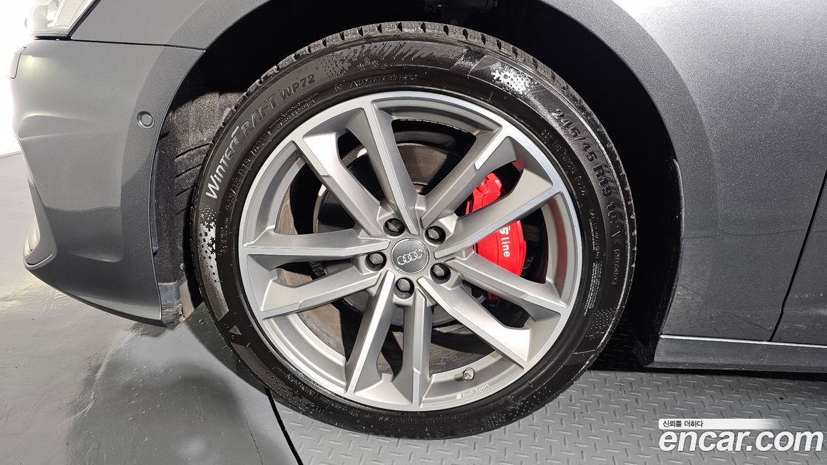 Audi A6 45 TFSI Quattro Premium, 2022