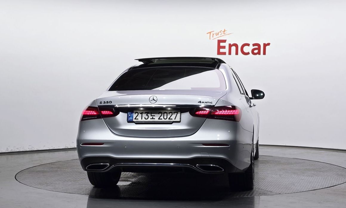 Mercedes-Benz E-Class E350 4MATIC AMG Line, 2022