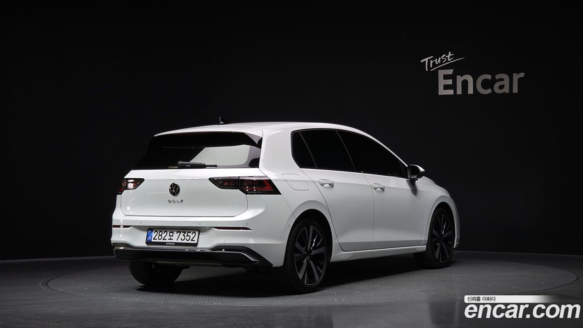 Volkswagen Golf 2.0 TDI Prestige, 2025