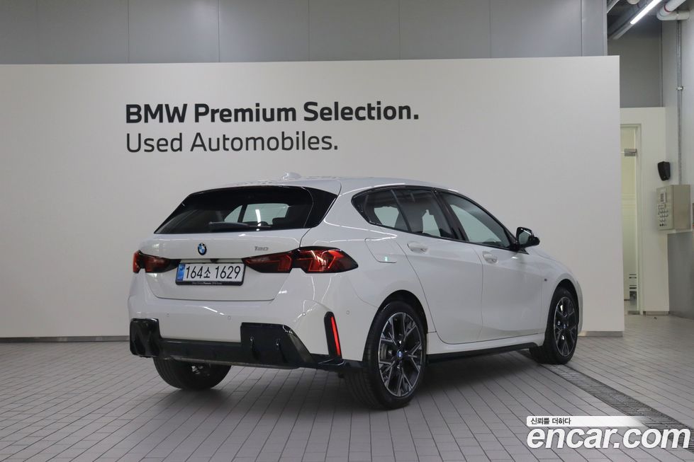 BMW 1-Series 120 M Sport, 2025