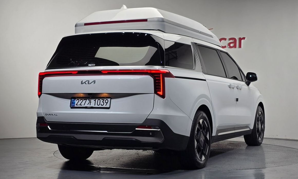 Kia Carnival 9-Seater Noblesse, 2025