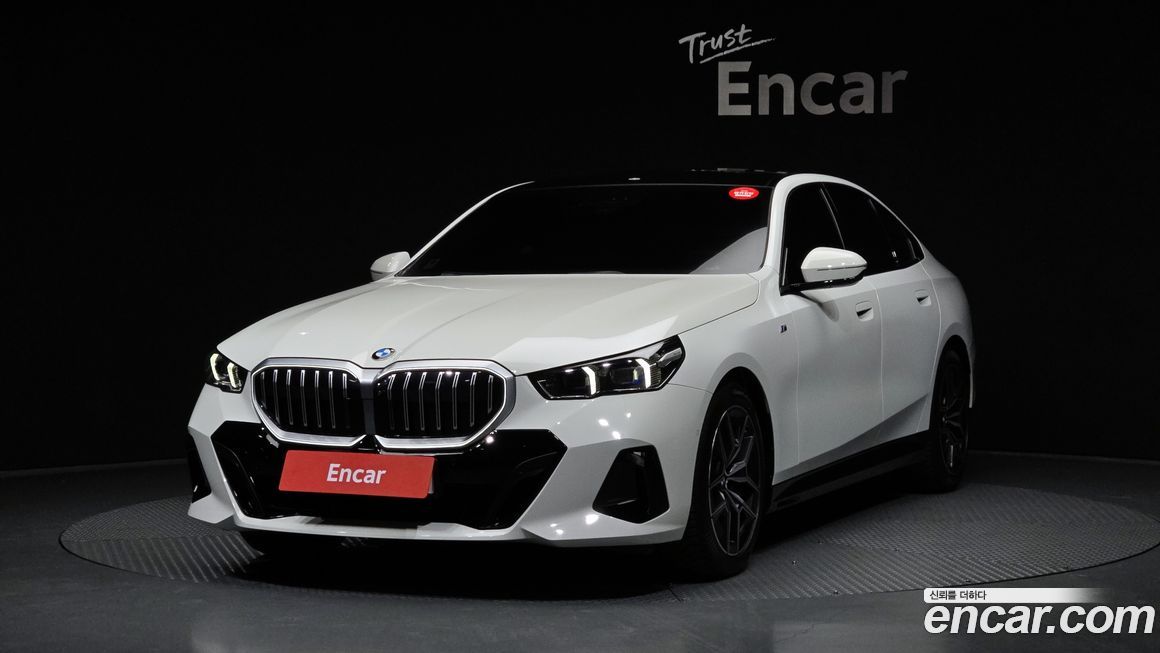 BMW 5-Series 520i M Sport, 2024