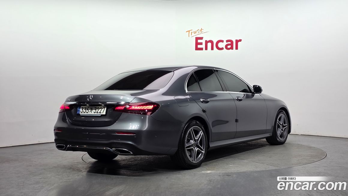 Mercedes-Benz E-Class E250 AMG Line, 2023