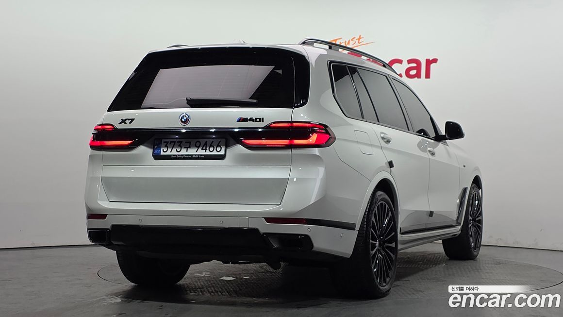 BMW X7 xDrive 40i Design Pure Excellence 7-Seater, 2024