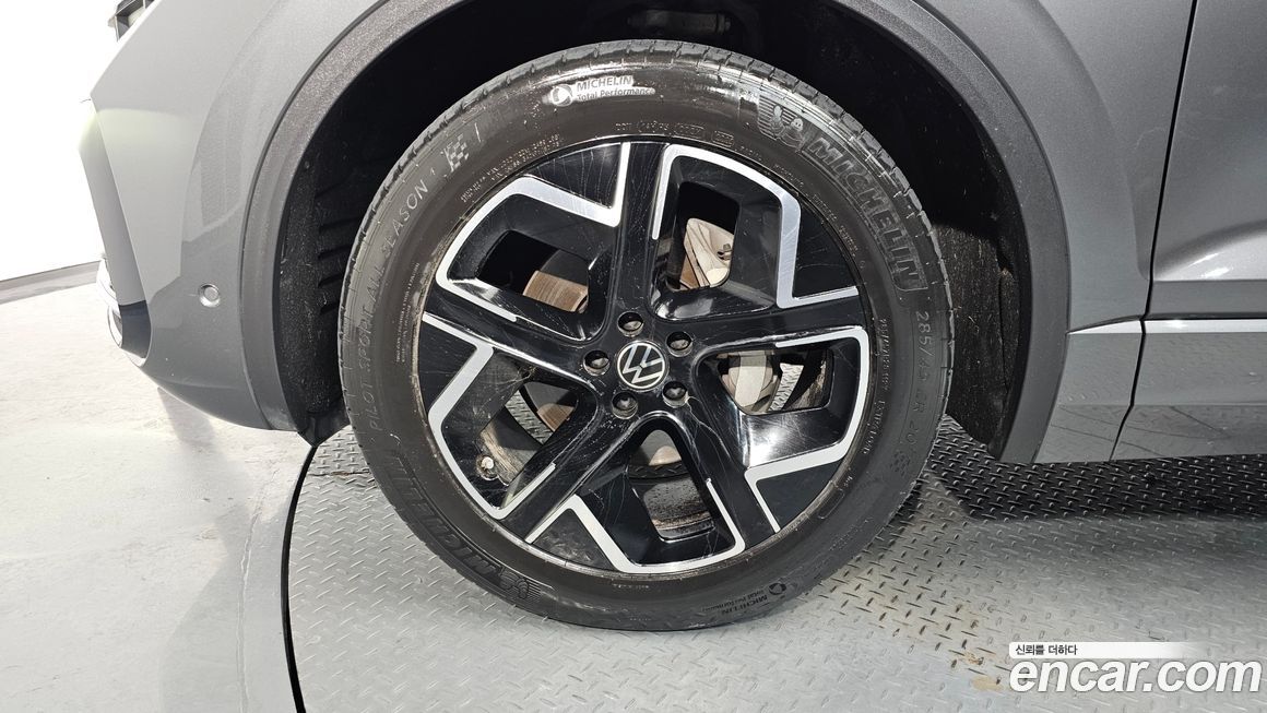 Volkswagen Touareg 3.0 TDI Prestige, 2024