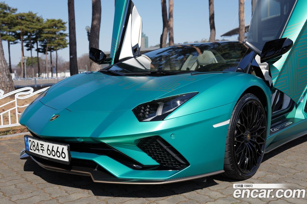 Lamborghini Aventador S LP740-4 Roadster, 2021