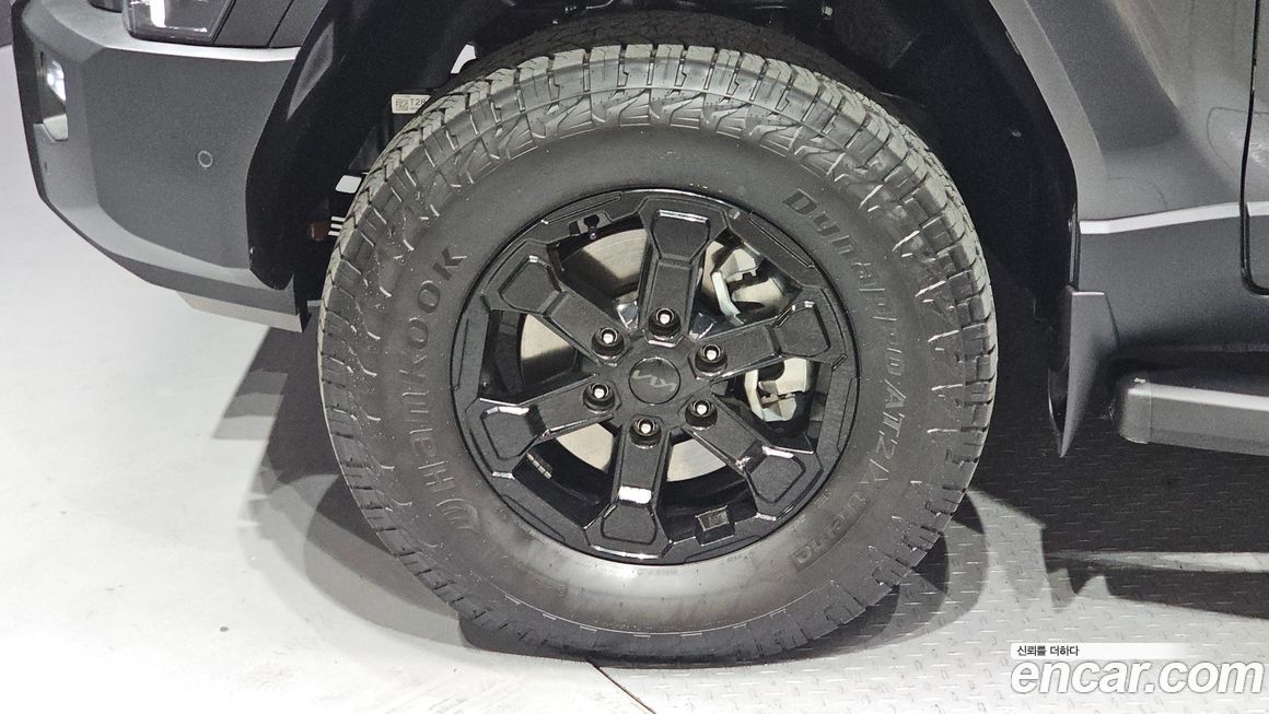 Kia Tasman 2.5T Gasoline 4WD, 2026