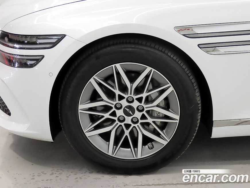 Genesis G80 Gasoline 2.5 Turbo AWD, 2025