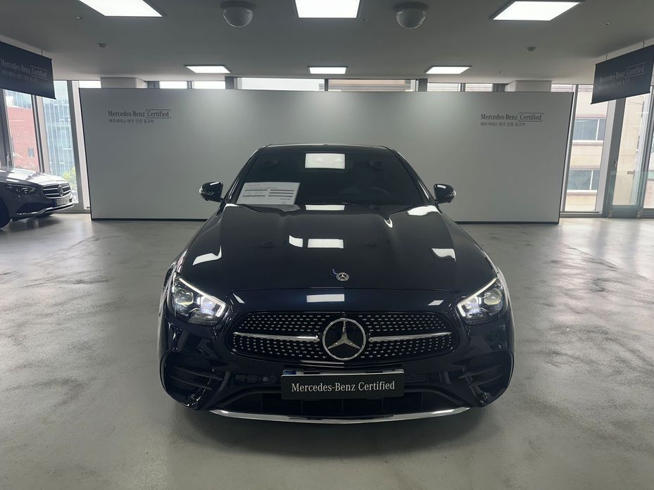 Mercedes-Benz E-Class E350 4MATIC AMG Line, 2022