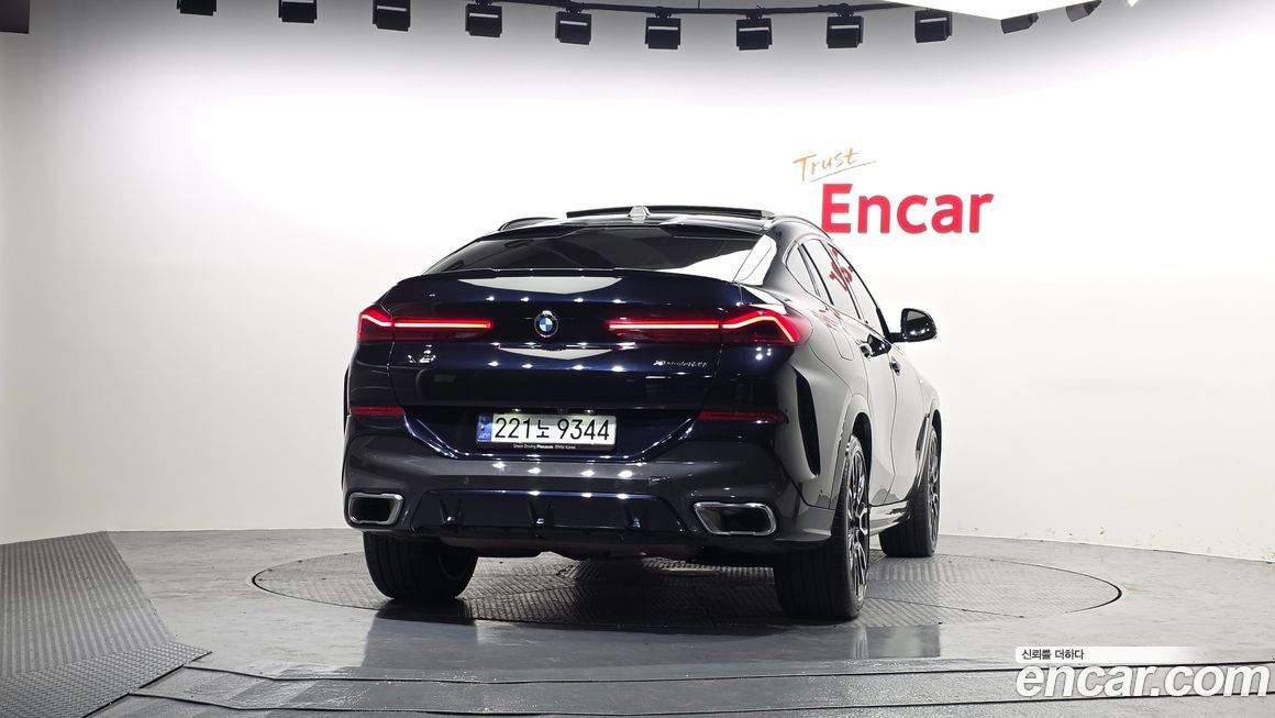 BMW X6 xDrive40i M Sport, 2024