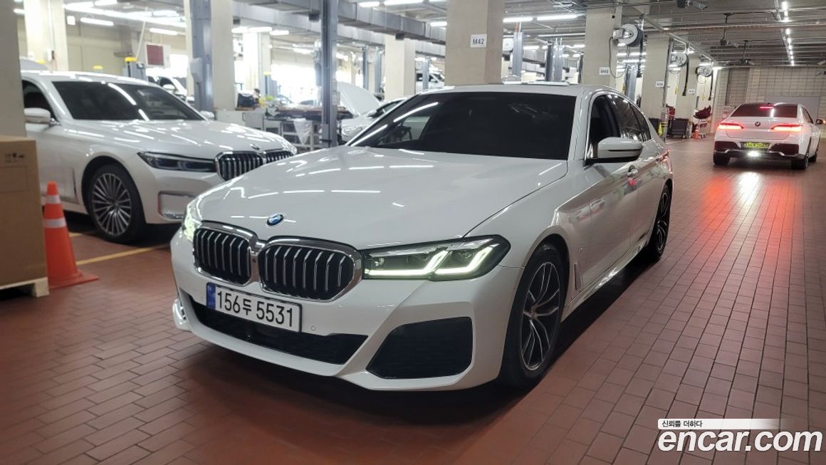BMW 5-Series 520i M Sport, 2023