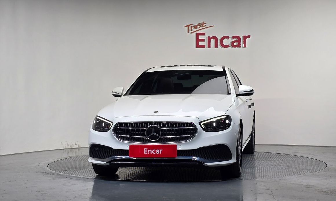 Mercedes-Benz E-Class E350 4MATIC Avantgarde, 2022