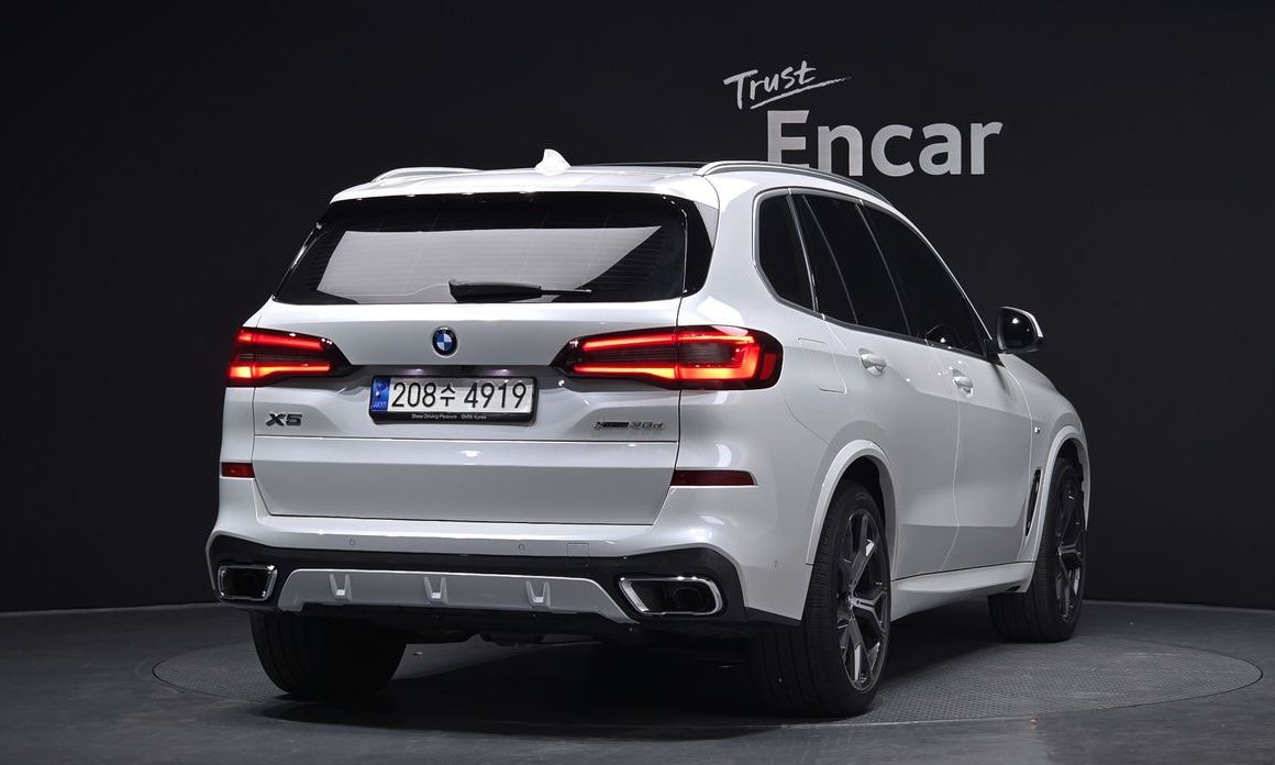 BMW X5 xDrive 30d M Sport, 2022