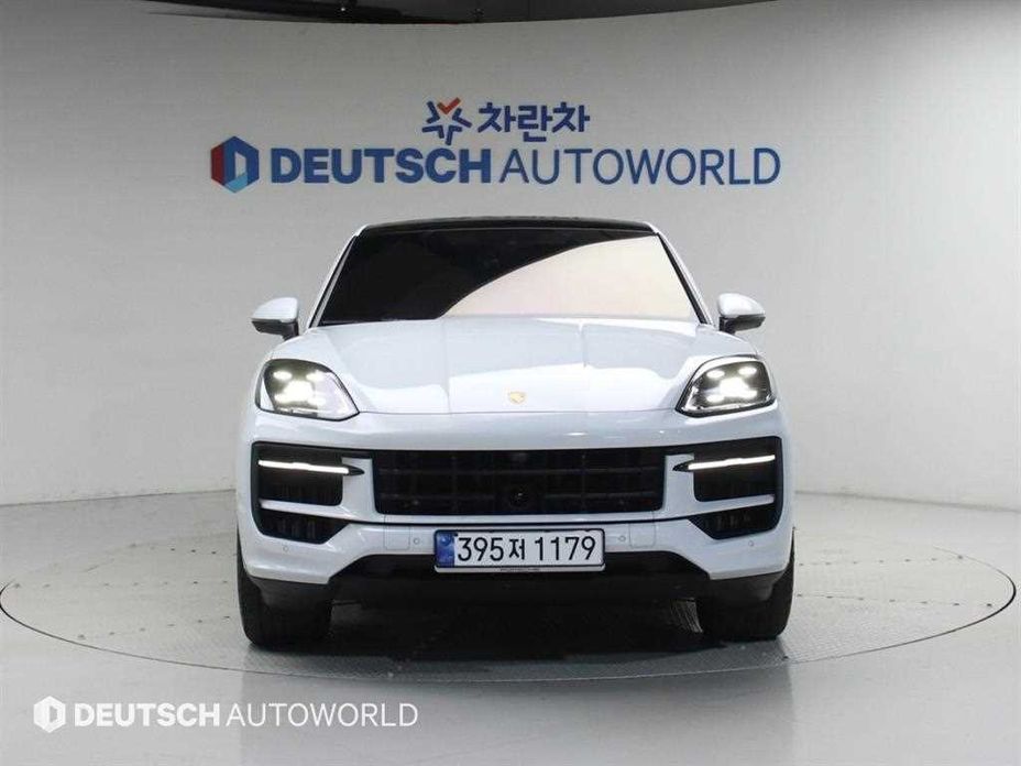 Porsche Cayenne 3.0, 2024