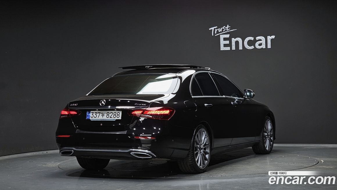 Mercedes-Benz E-Class E450 4MATIC Exclusive, 2023