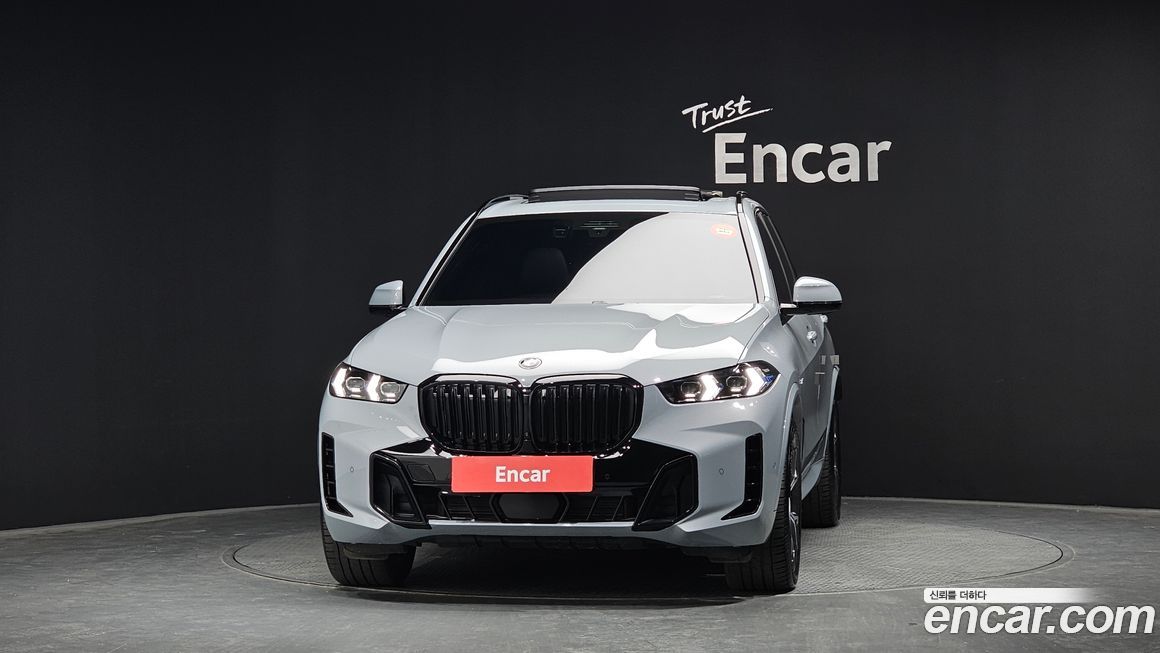 BMW X5 xDrive 40i M Sport, 2025