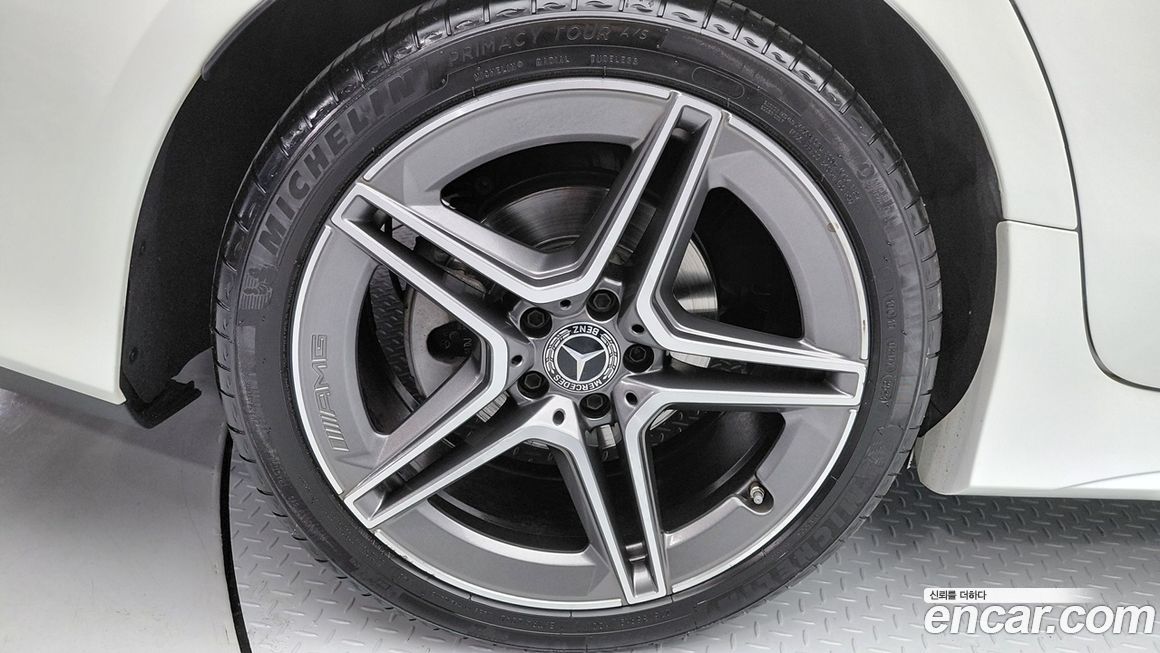 Mercedes-Benz CLS-Class CLS300d 4MATIC, 2023