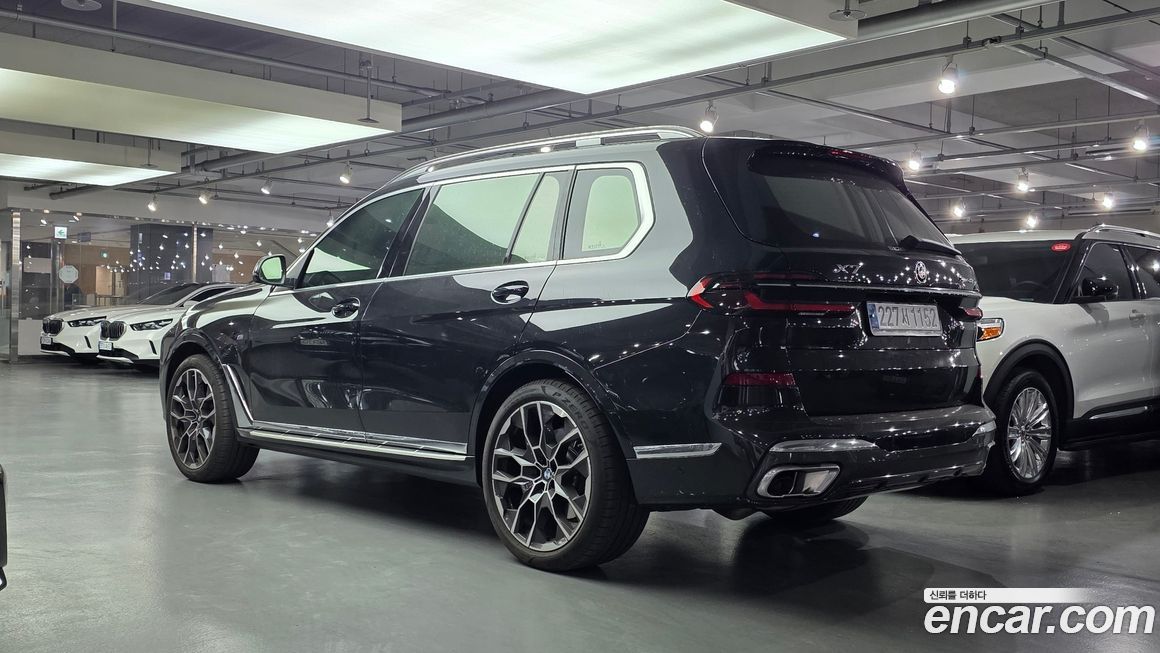 BMW X7 xDrive 40i M Sport 6STR, 2025
