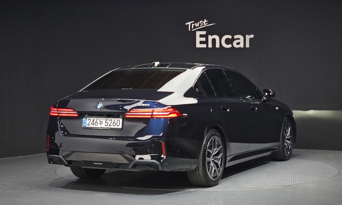 BMW 5-Series 520i M Sport, 2024