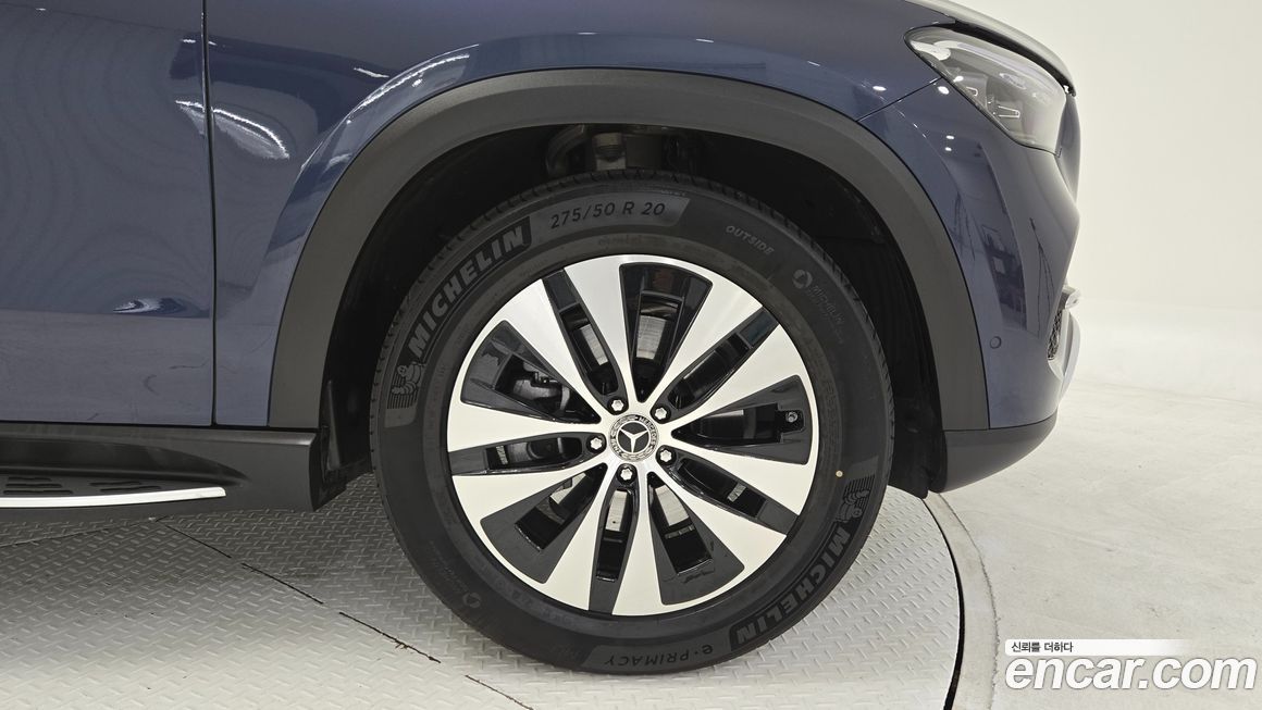 Mercedes-Benz GLE-Class GLE300d 4MATIC, 2025