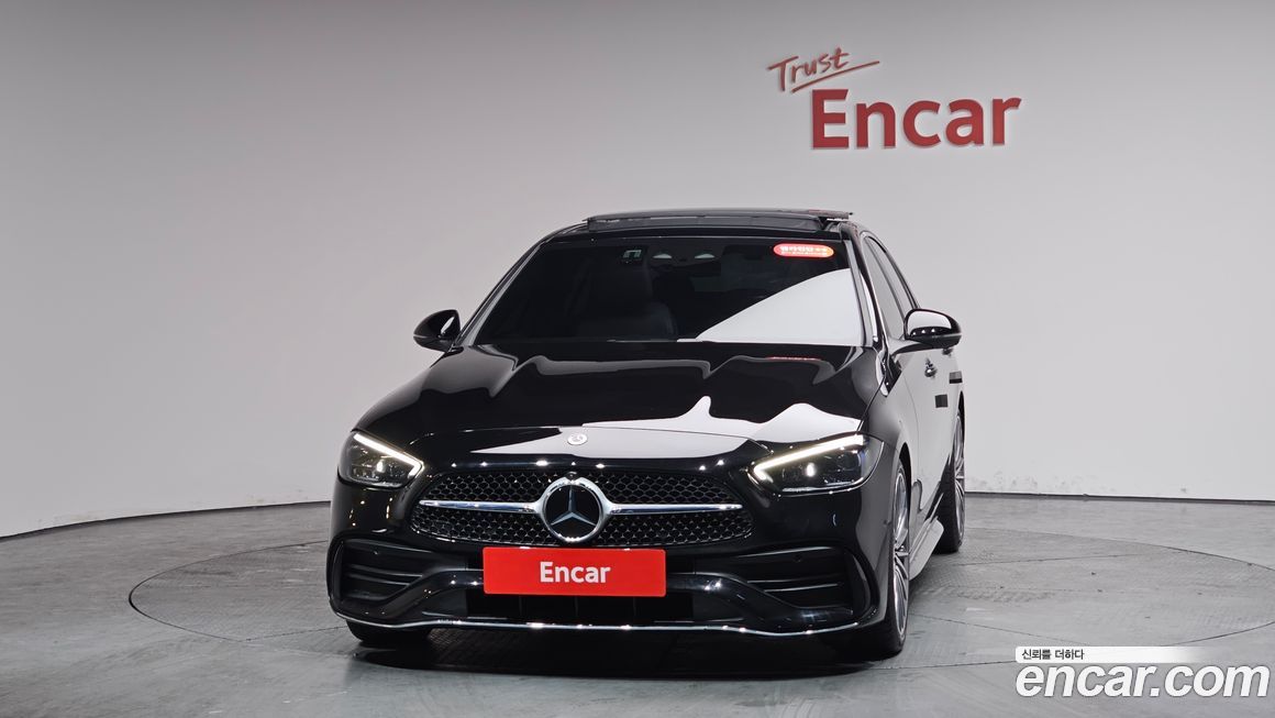 Mercedes-Benz C-Class C300 4MATIC AMG Line, 2024