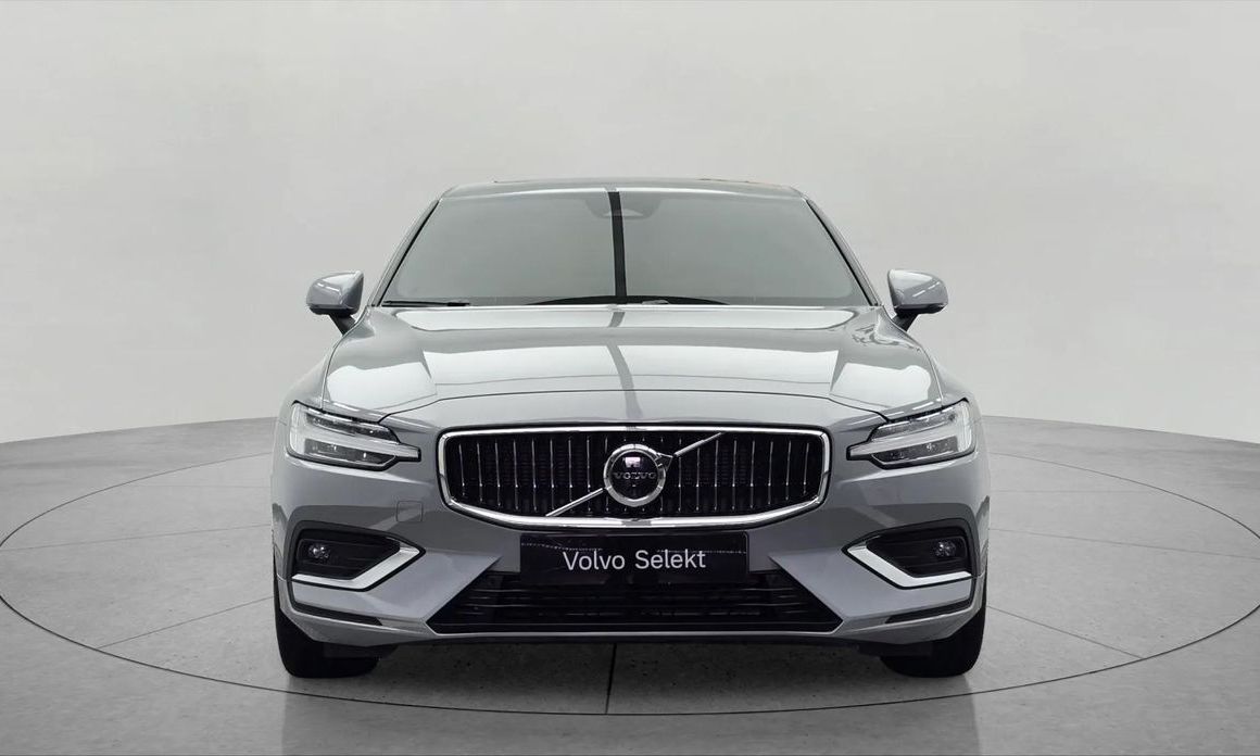 Volvo S60 B5 Ultimate Bright, 2024