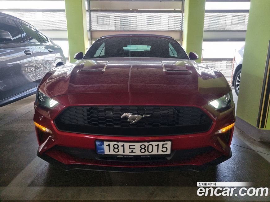 Ford Mustang Convertible, 2023