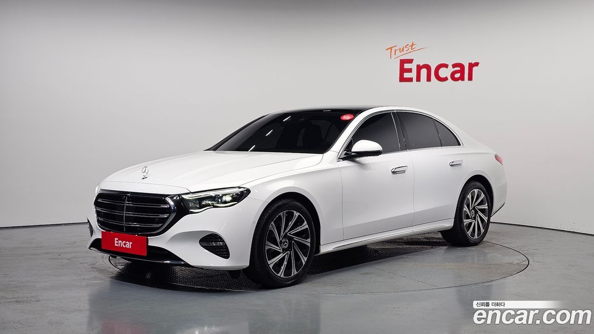 Mercedes-Benz E-Class E300 4MATIC Exclusive, 2024