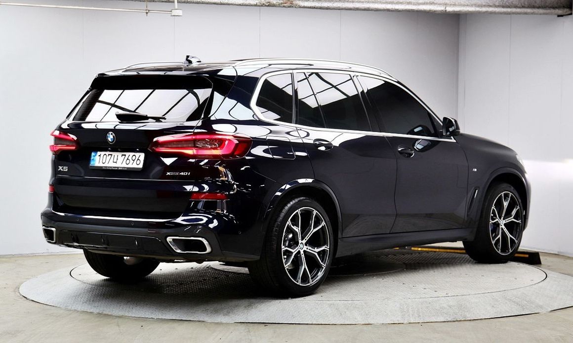 BMW X5 xDrive 40i M Sport, 2022