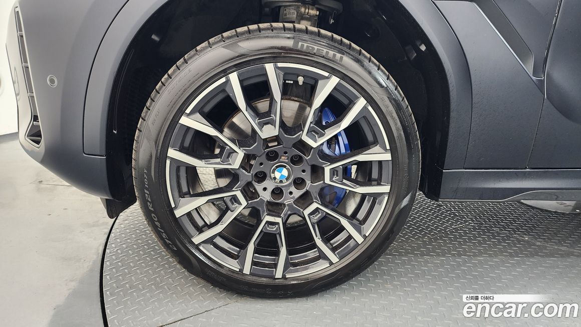 BMW X6 xDrive40i M Sport, 2024