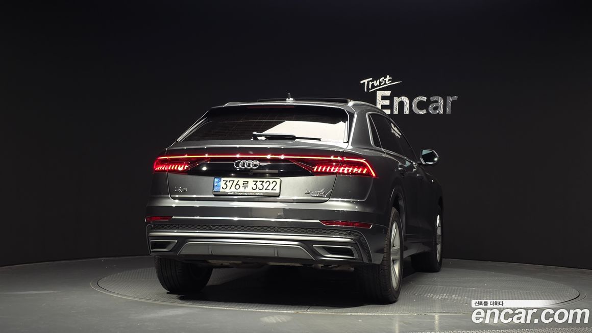 Audi Q8 45 TDI Quattro Premium, 2021