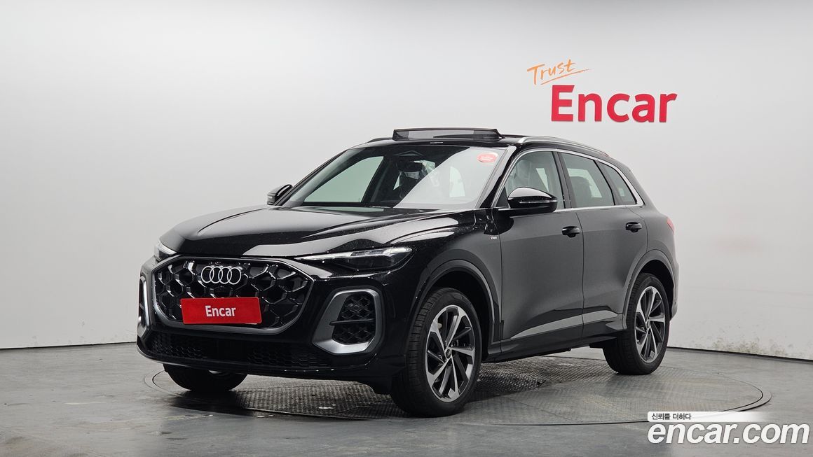 Audi Q5 40 TFSI Quattro S Line, 2025