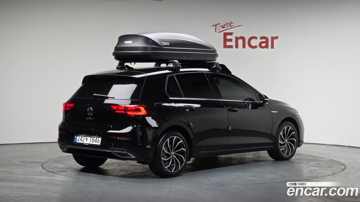 Volkswagen Golf 2.0 TDI Prestige, 2024