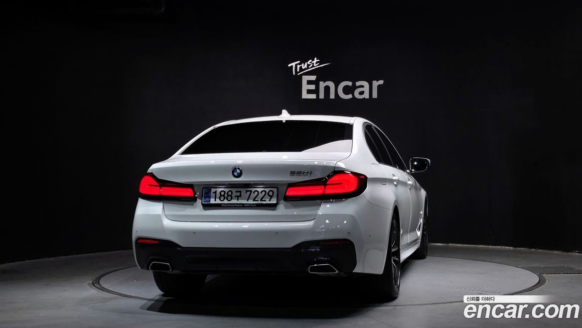 BMW 5-Series 520i M Sport, 2023